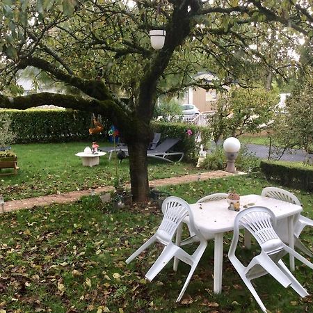 Maison Avec Veranda Proche Du Centre Ville Rignac  Exteriér fotografie