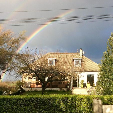 Maison Avec Veranda Proche Du Centre Ville Rignac  Exteriér fotografie